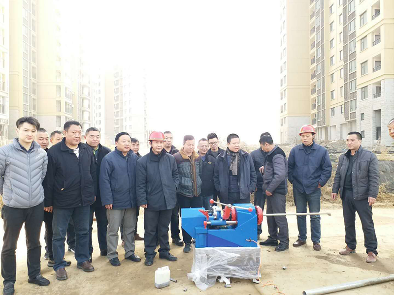 设计院自主研发的金骆驼牌管道滚丝机实现销售