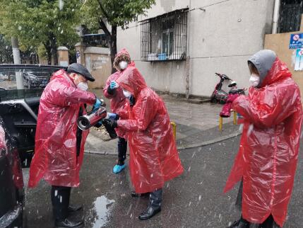 风雨无阻 传递温暖——燃气集团公司领导奔赴战“疫”一线，一起守护“生病”的城市
