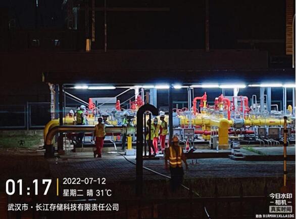 长江存储现场战酷暑——越战越勇，砥砺前行